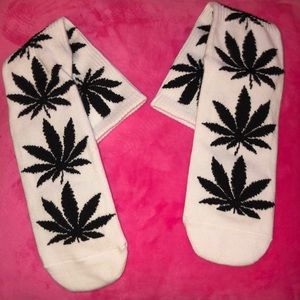 Marijuana long socks